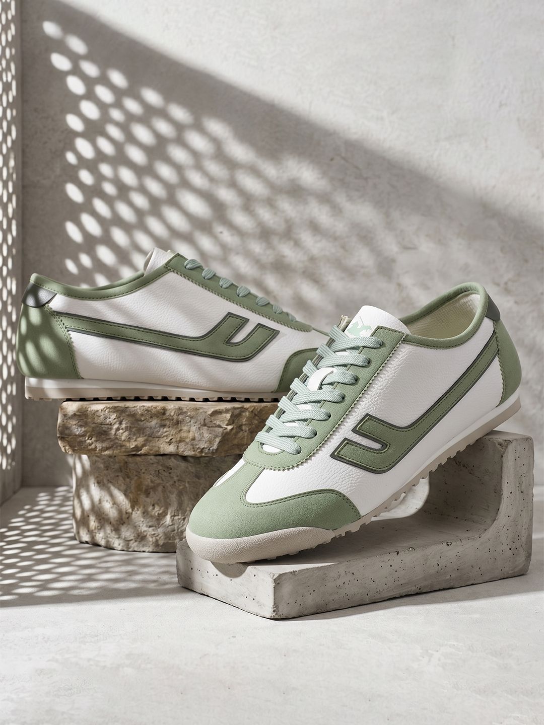 Cantabil Men Colourblocked PU Sneakers-picture-42