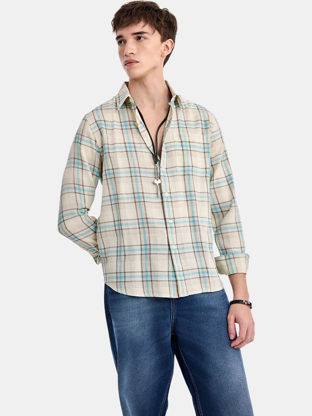 Snitch Men Checked Casual Shirt