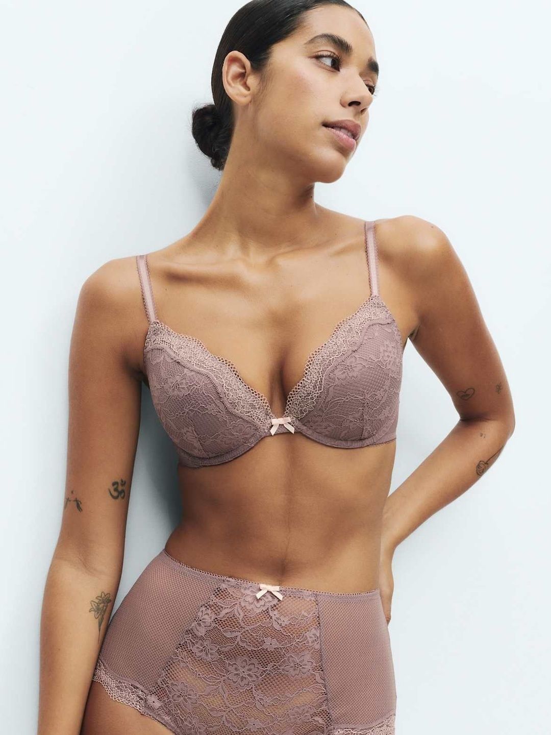Marks & Spencer Bra Medium Coverage Underwired Lightly Padded-picture-16
