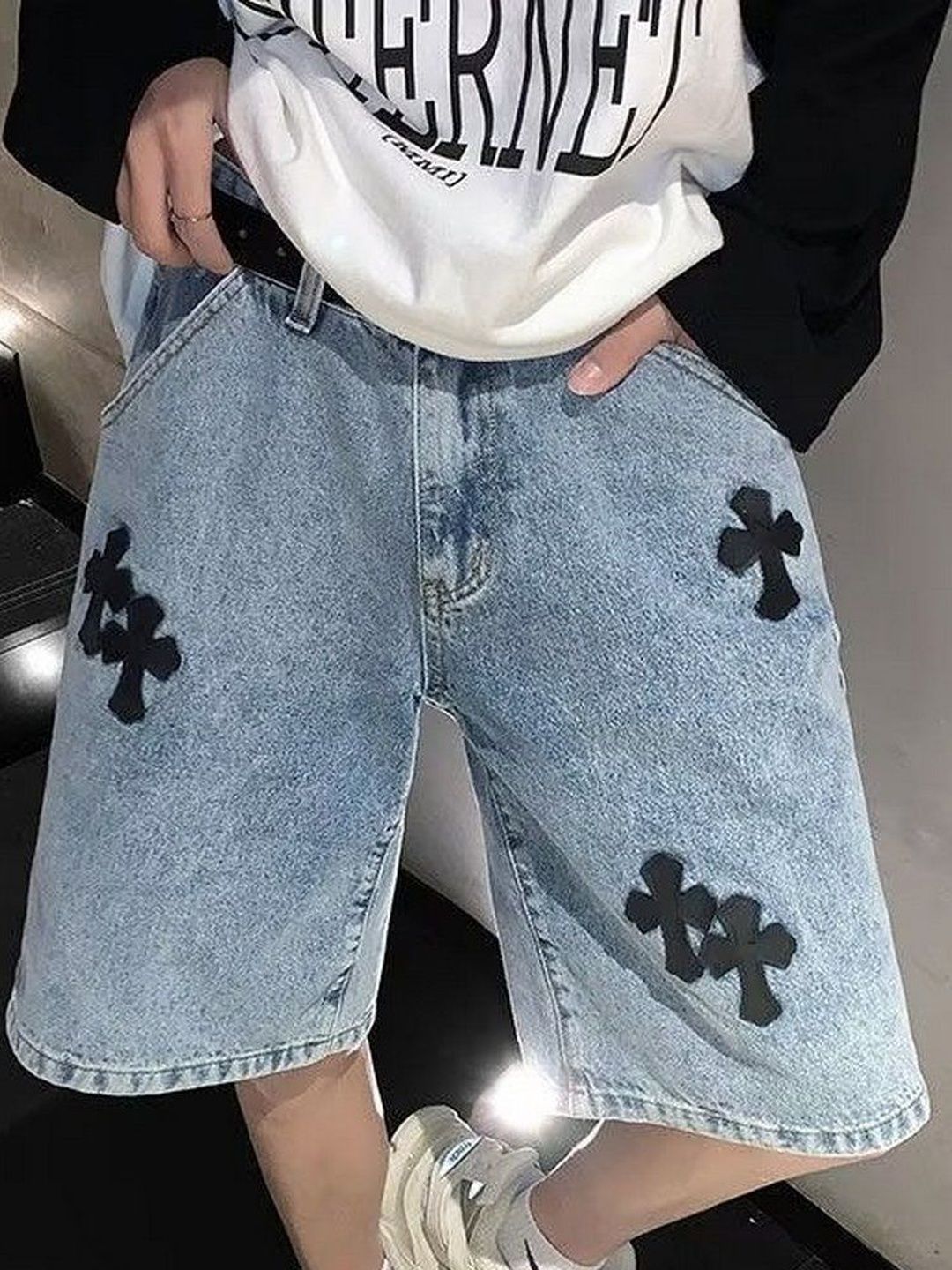 StyleCast Men Light Wash Cross Patch Denim Shorts-image-8