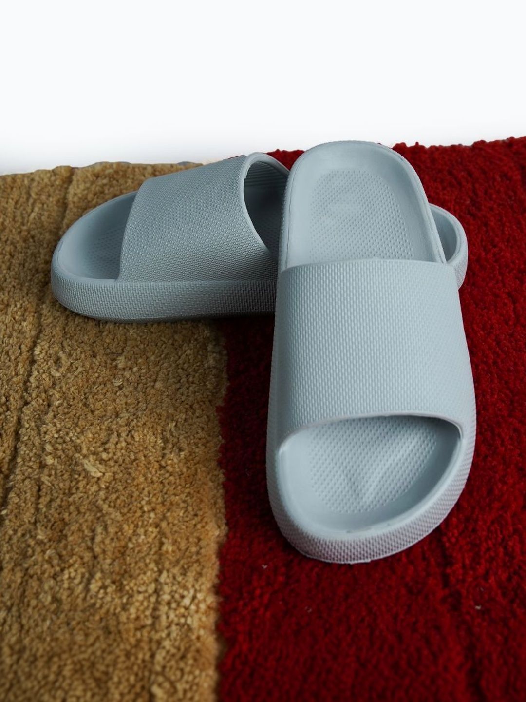 The Roadster Lifestyle Co Men Sliders Flip Flops-picture-49