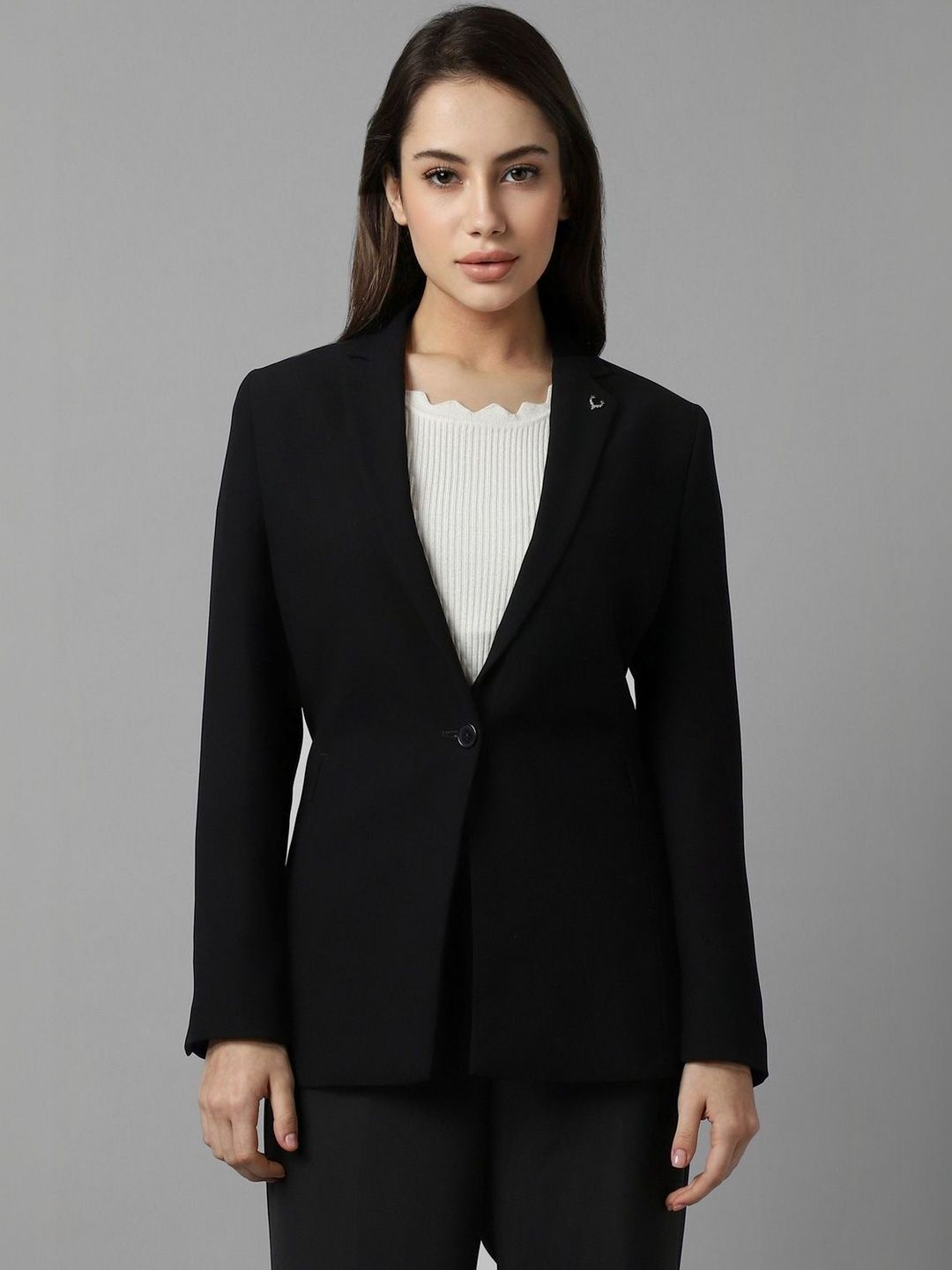 Women Single Breasted Blazer
