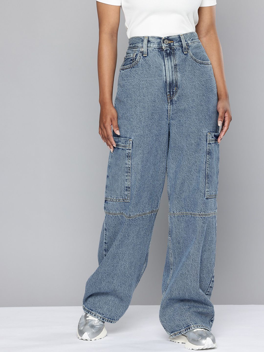 Levis Women Loose Fit High-Rise Pure Cotton Jeans-image-35
