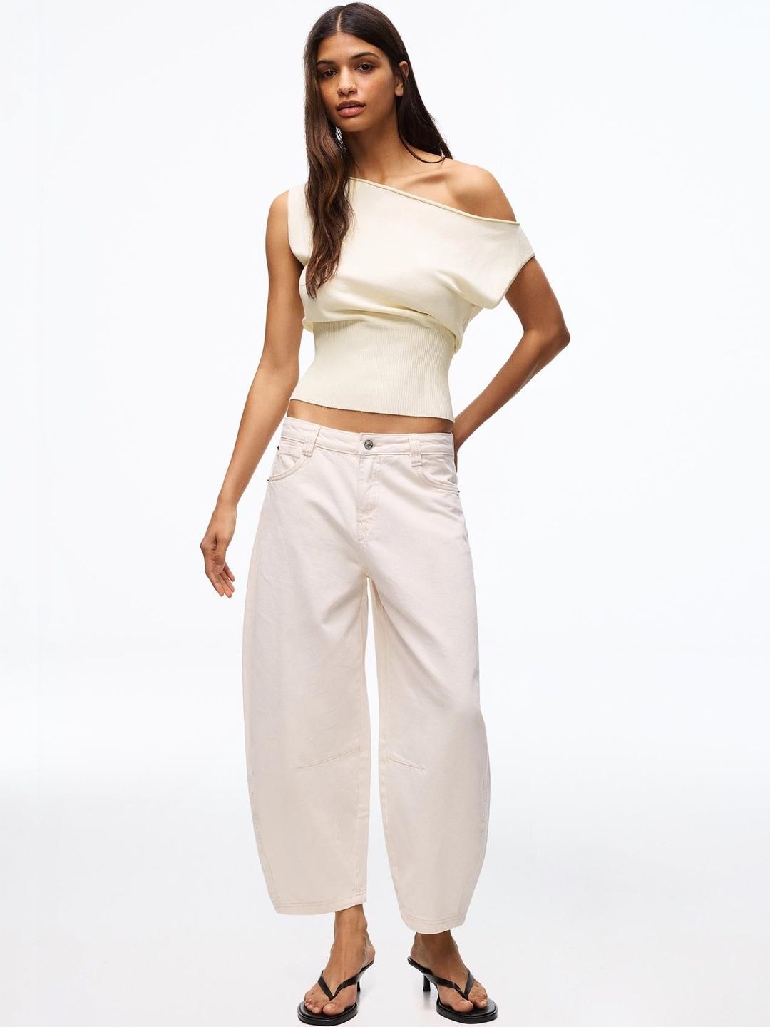 Bershka One Shoulder Crop Top view 4