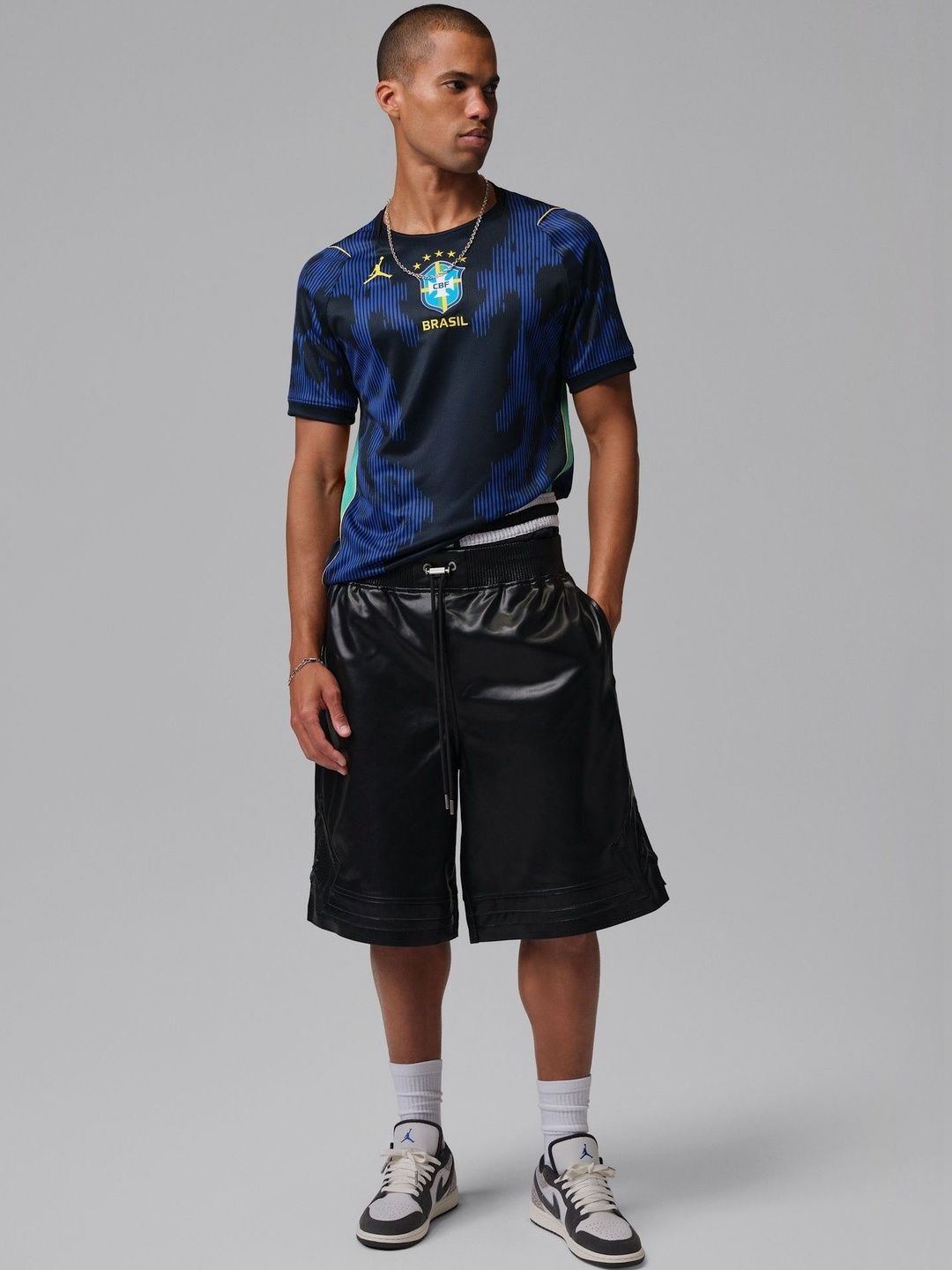 Nike Men Graphic Print Round Neck Short Sleeves Tshirts-image-43