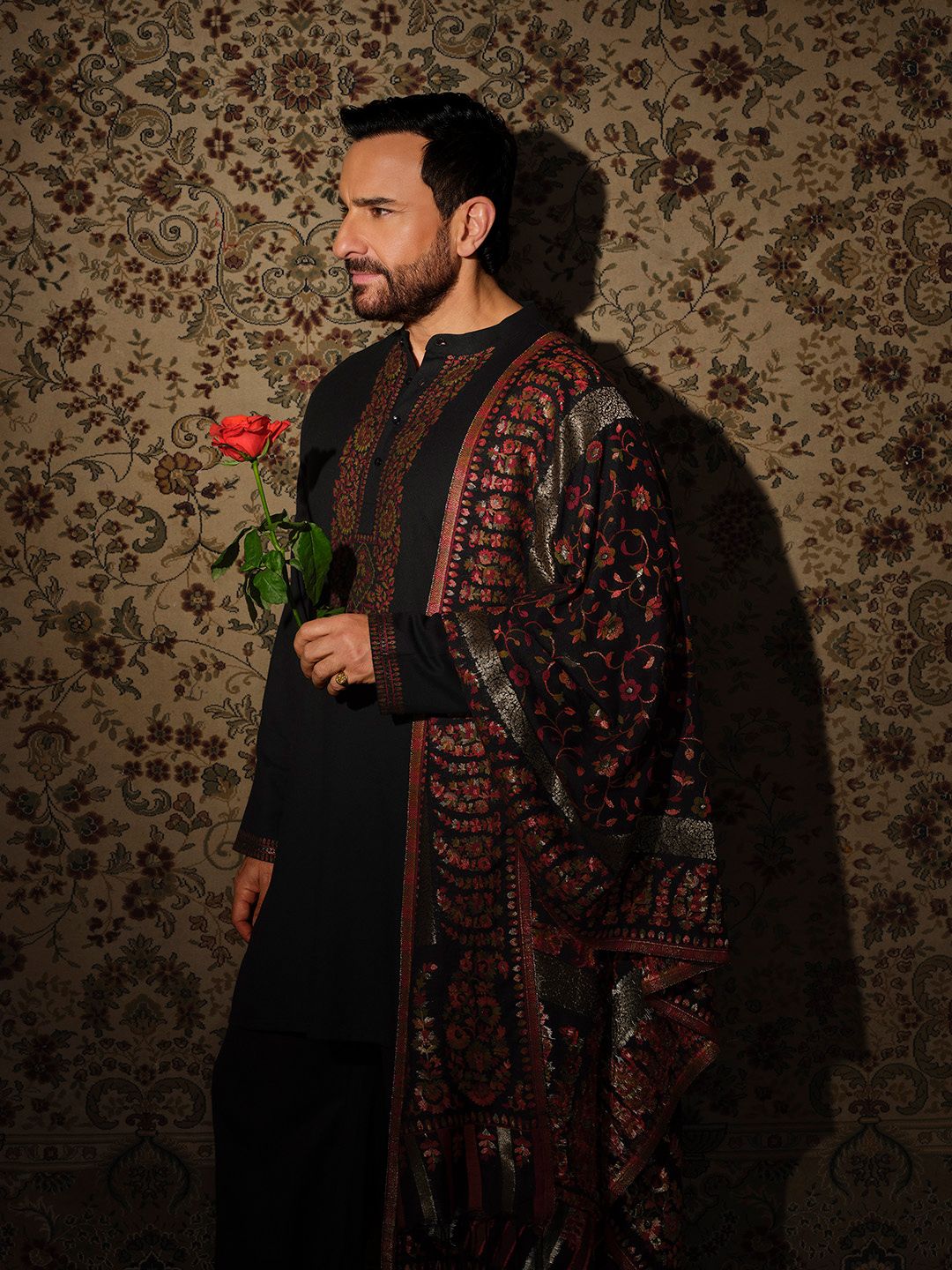 House of Pataudi Men Breathable Jacquard Kurta With Trouser & Silk Blend Dupatta-picture-32