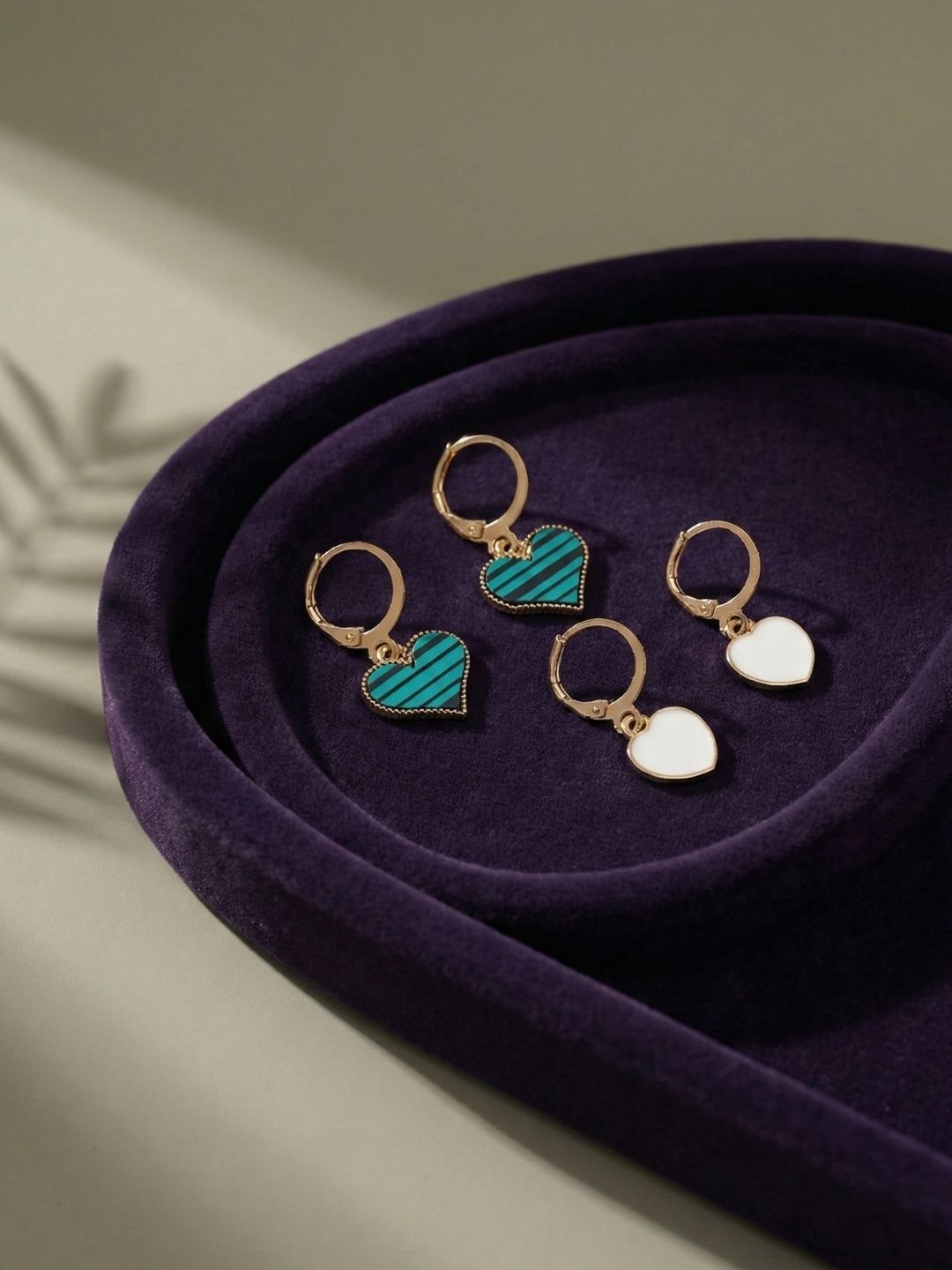Lara Karen Set Of 2 Gold-Plated Feather Shaped Drop Earrings-image-36