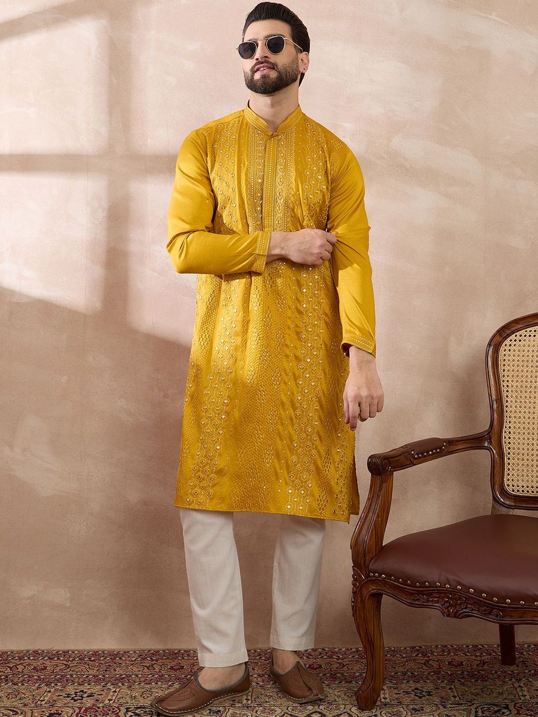 House of Pataudi Men Mustard Solid Embroidered Mandarin Collar Straight Kurtas-picture-36