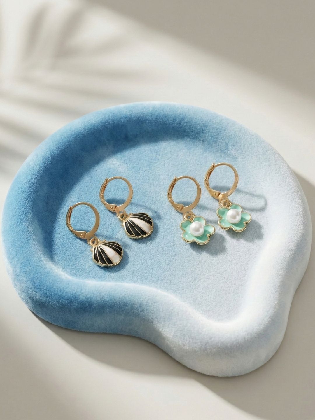 Lara Karen Set Of 2 Gold-Plated Feather Shaped Drop Earrings-image-47