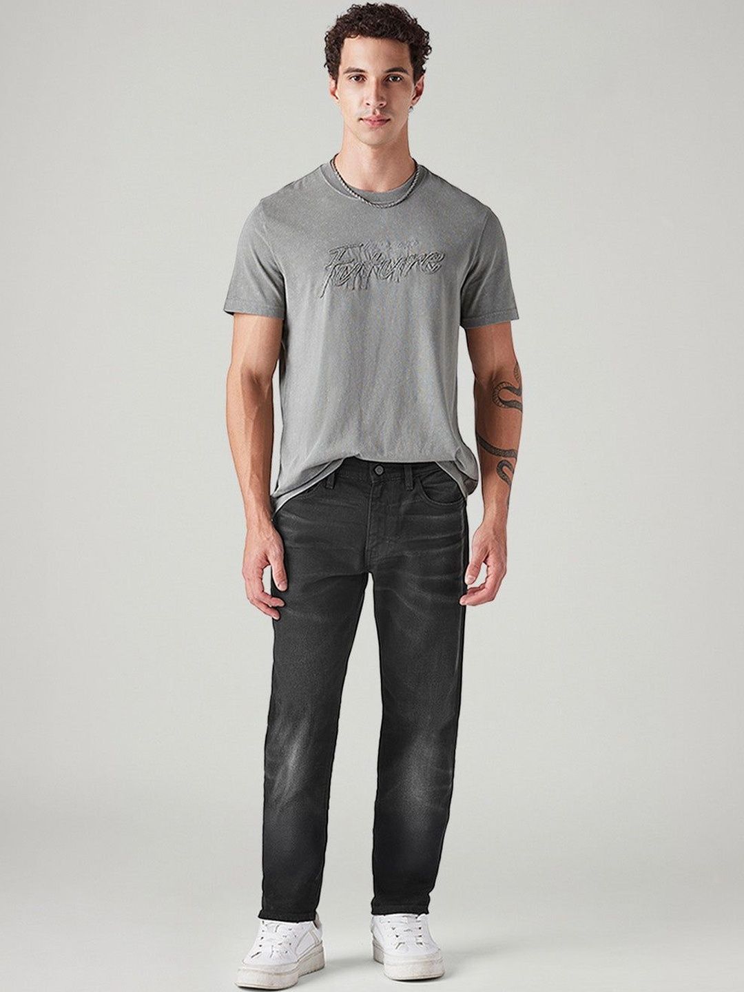 Levis Men Classic Slim Fit Mid-Rise Light Fade Stretchable Jeans-picture-10