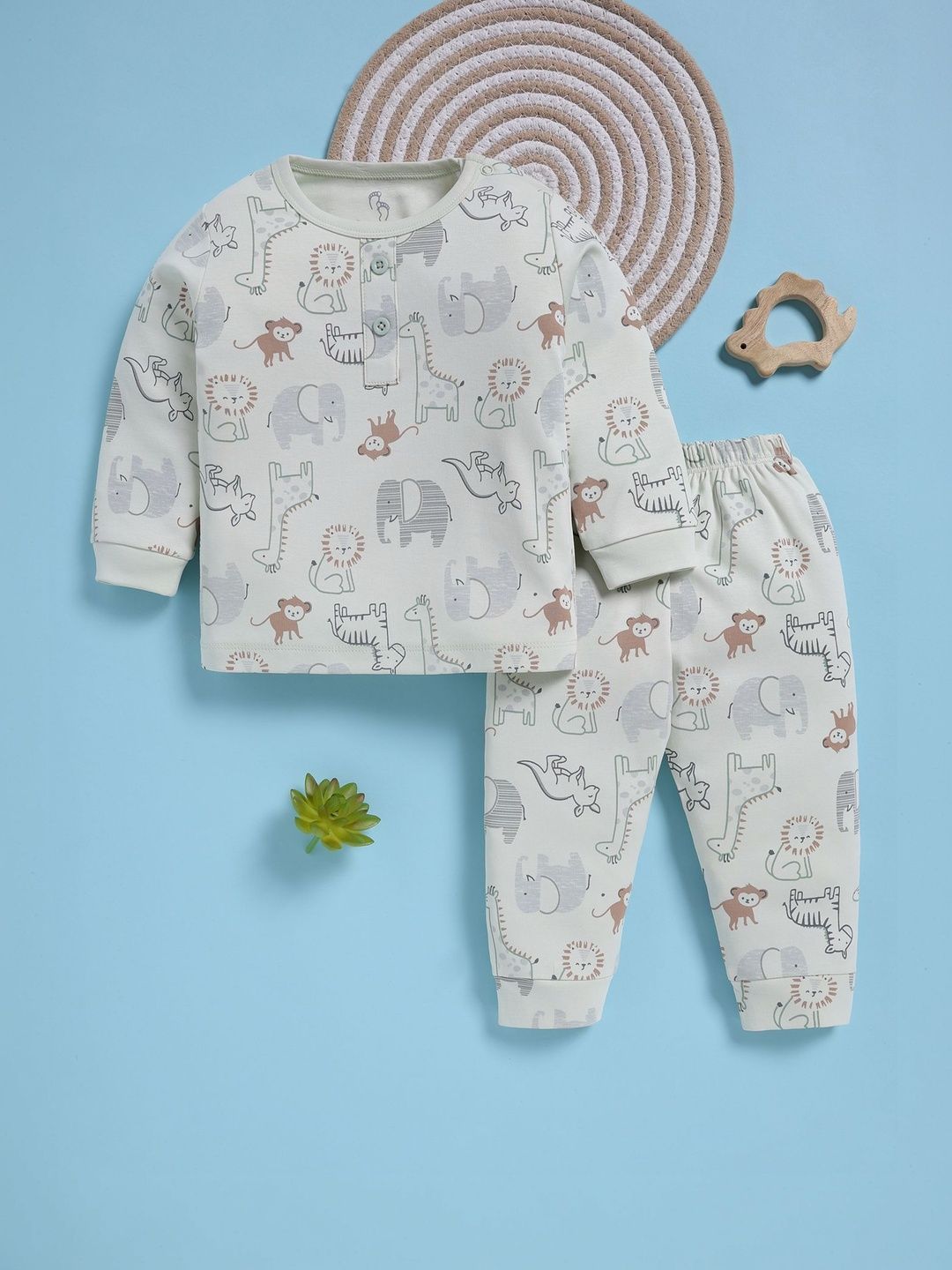 BABY GO Boys Printed T-shirt With Pyjamas-picture-18