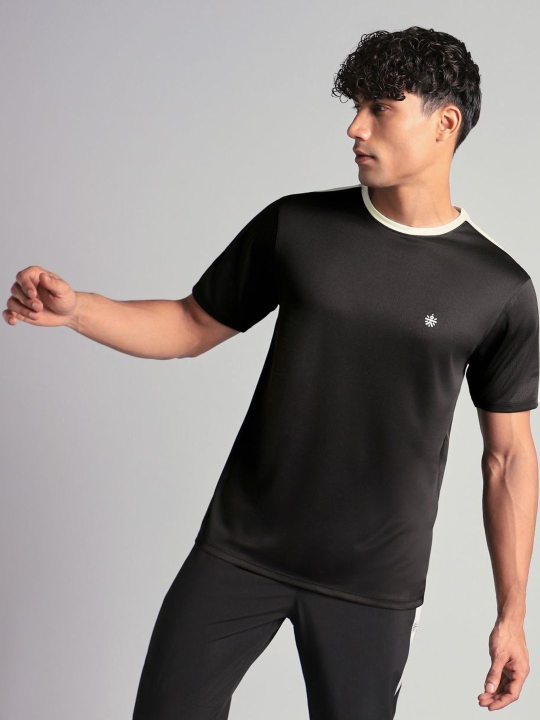 CULT Men's Black Hyper Training Tshirts-picture-38