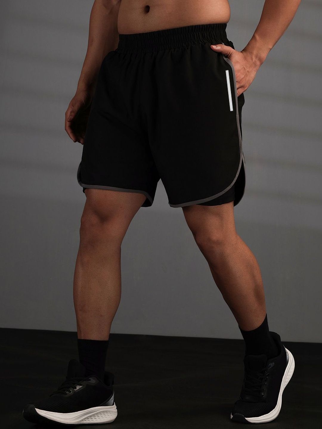 HRX by Hrithik Roshan Men Solid Double-layer Hanging Towel Design Running Sports Shorts-picture-38