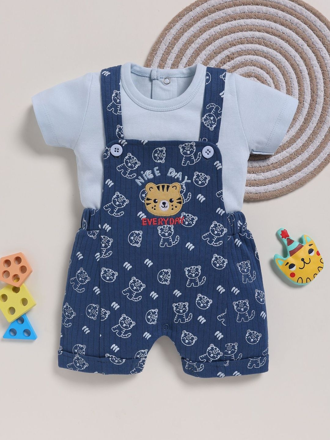 BABY GO Boys Printed Cotton Short Dungaree With T-Shirt-picture-16