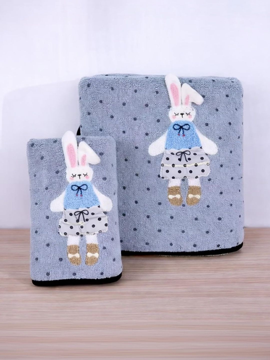 The Little Lookers Blue 2 Printed 450 GSM Bath Towel-picture-44