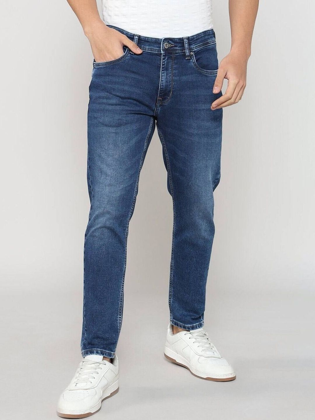 Lee Cooper Men Slim Fit Mid-Rise Low Distress Light Fade Jeans-picture-10