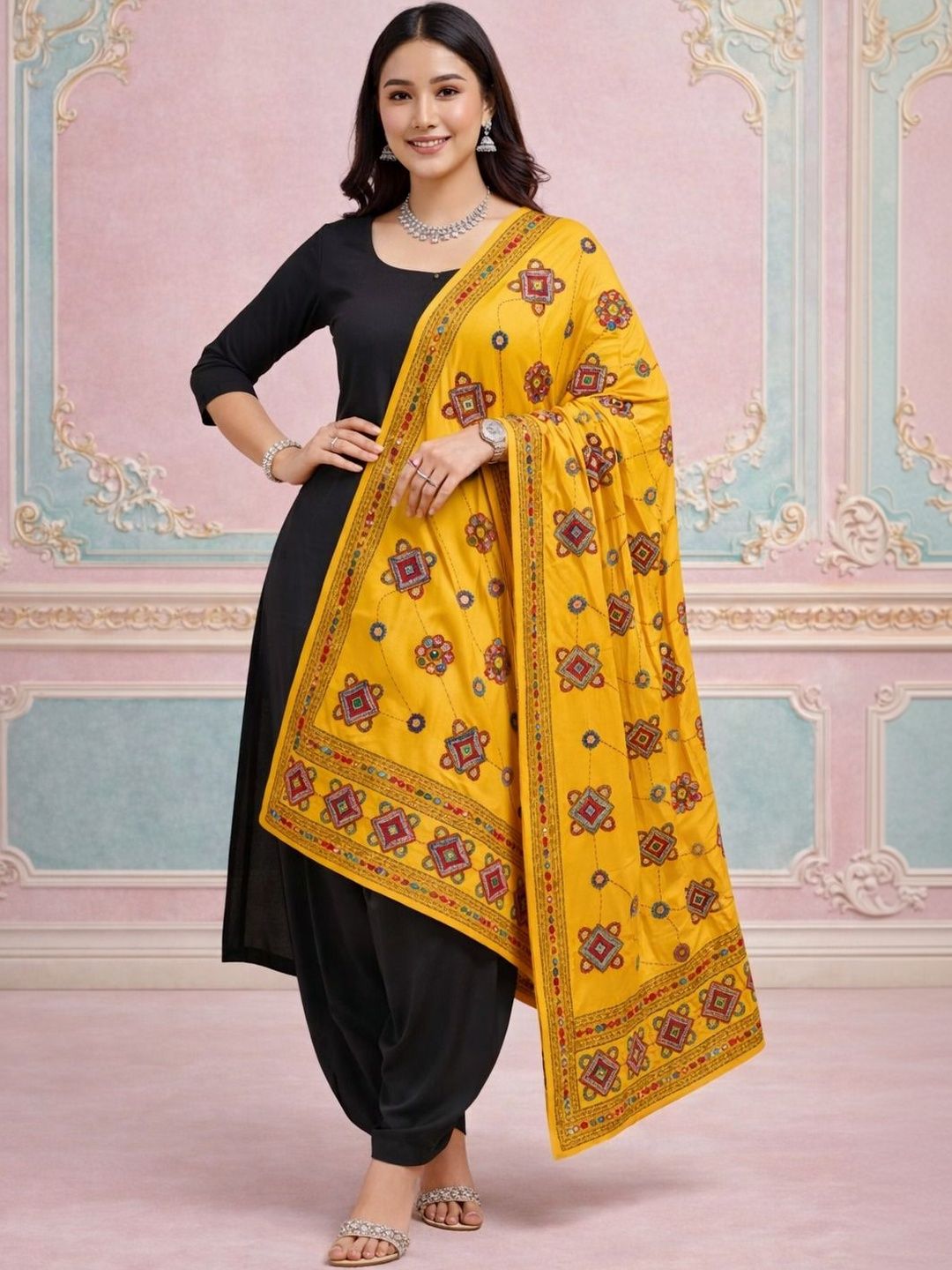 YUGAVEERAA Embroidered Dupatta with Mirror Work-picture-11