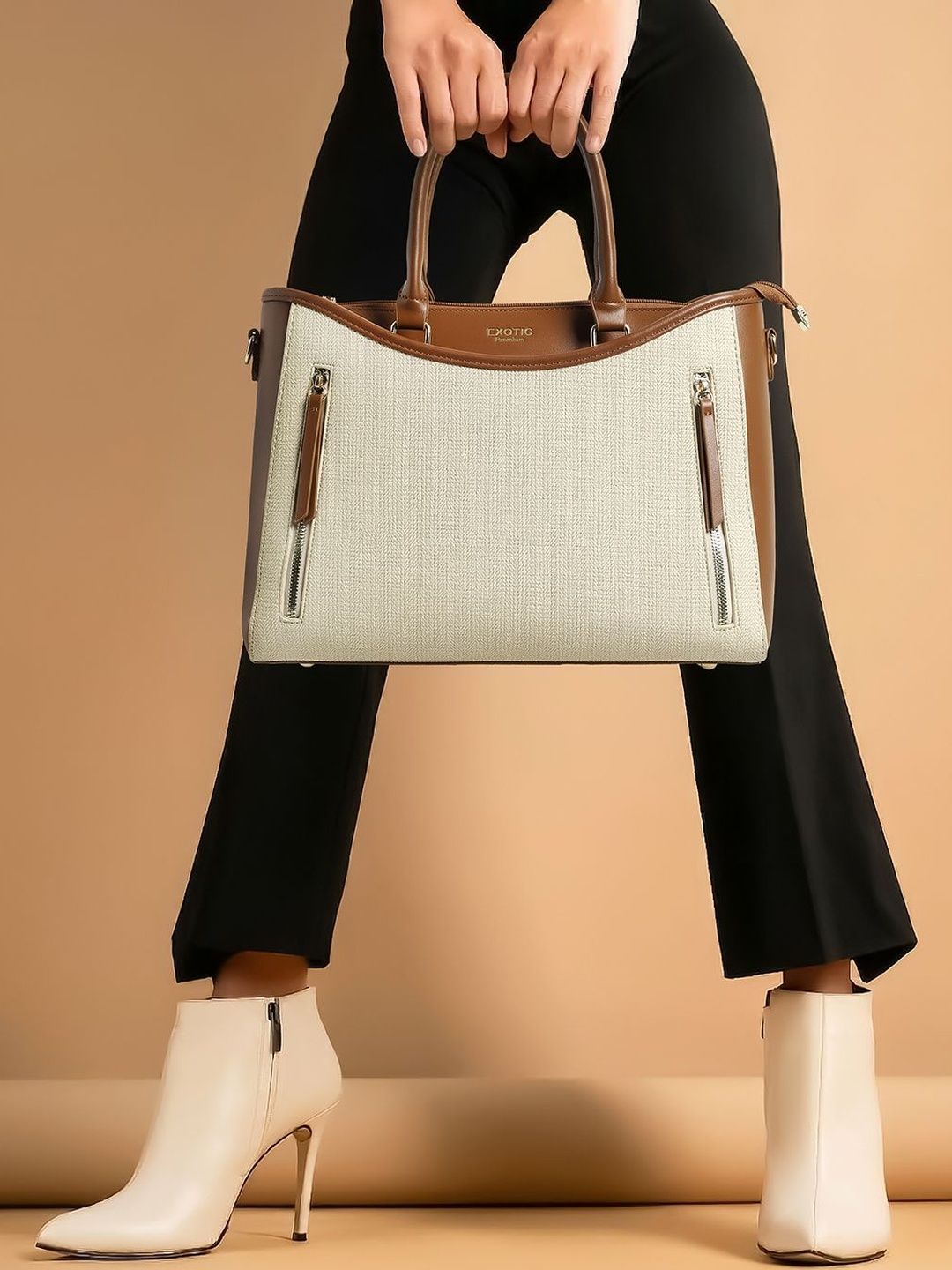 Exotic Textured Handheld Bag-picture-12