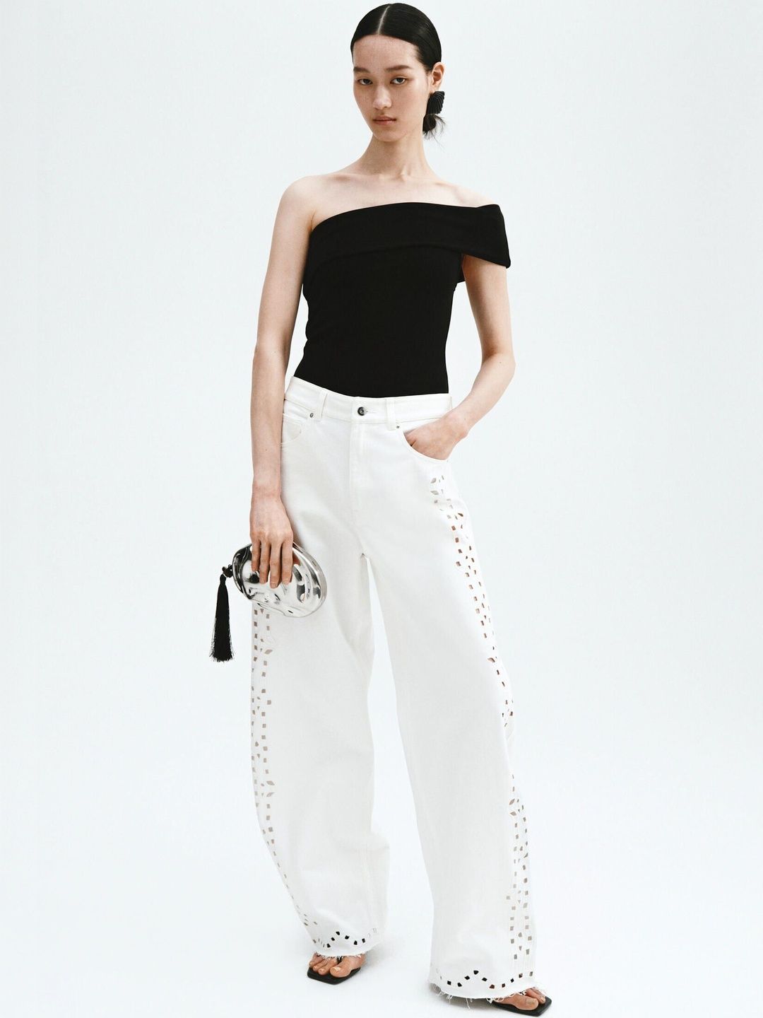 H&M Off-The-Shoulder Thong Body-picture-24
