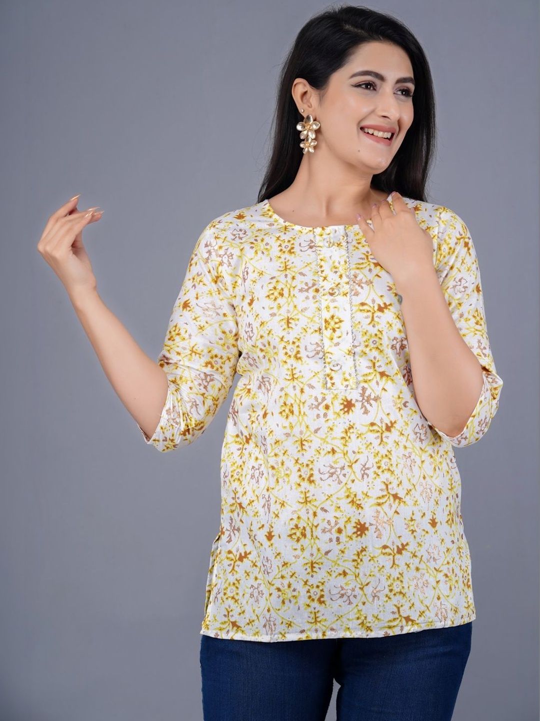 Visaru Floral Printed V-Neck Kurti-picture-25