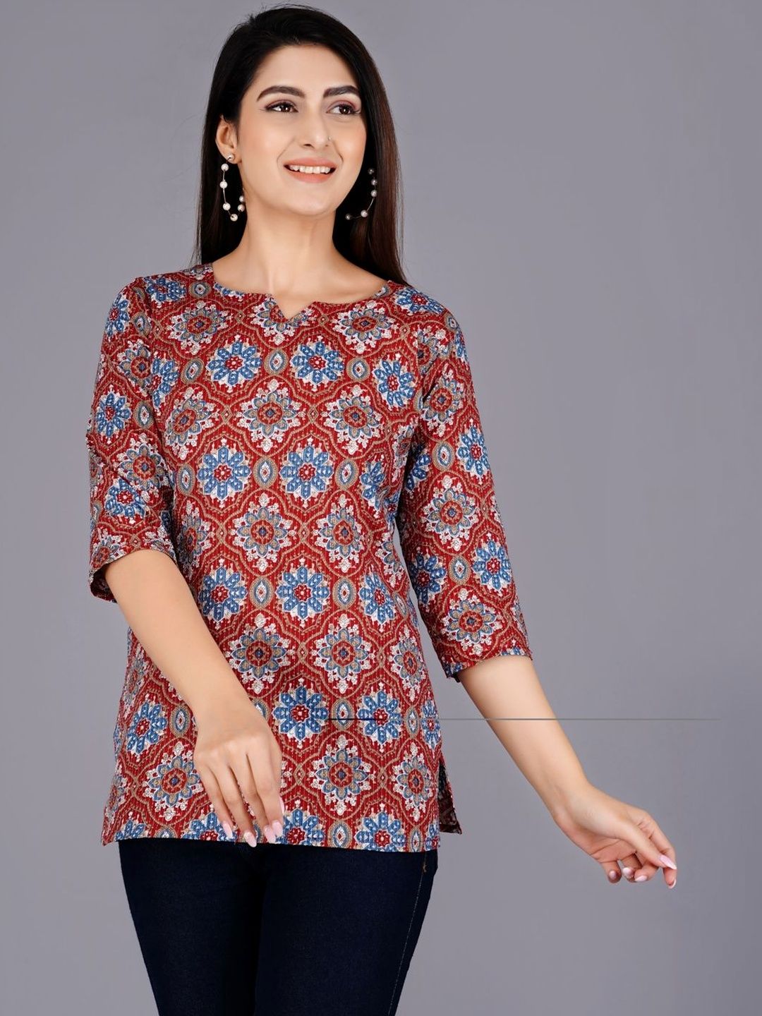 Visaru Floral Printed V-Neck Kurti-picture-11