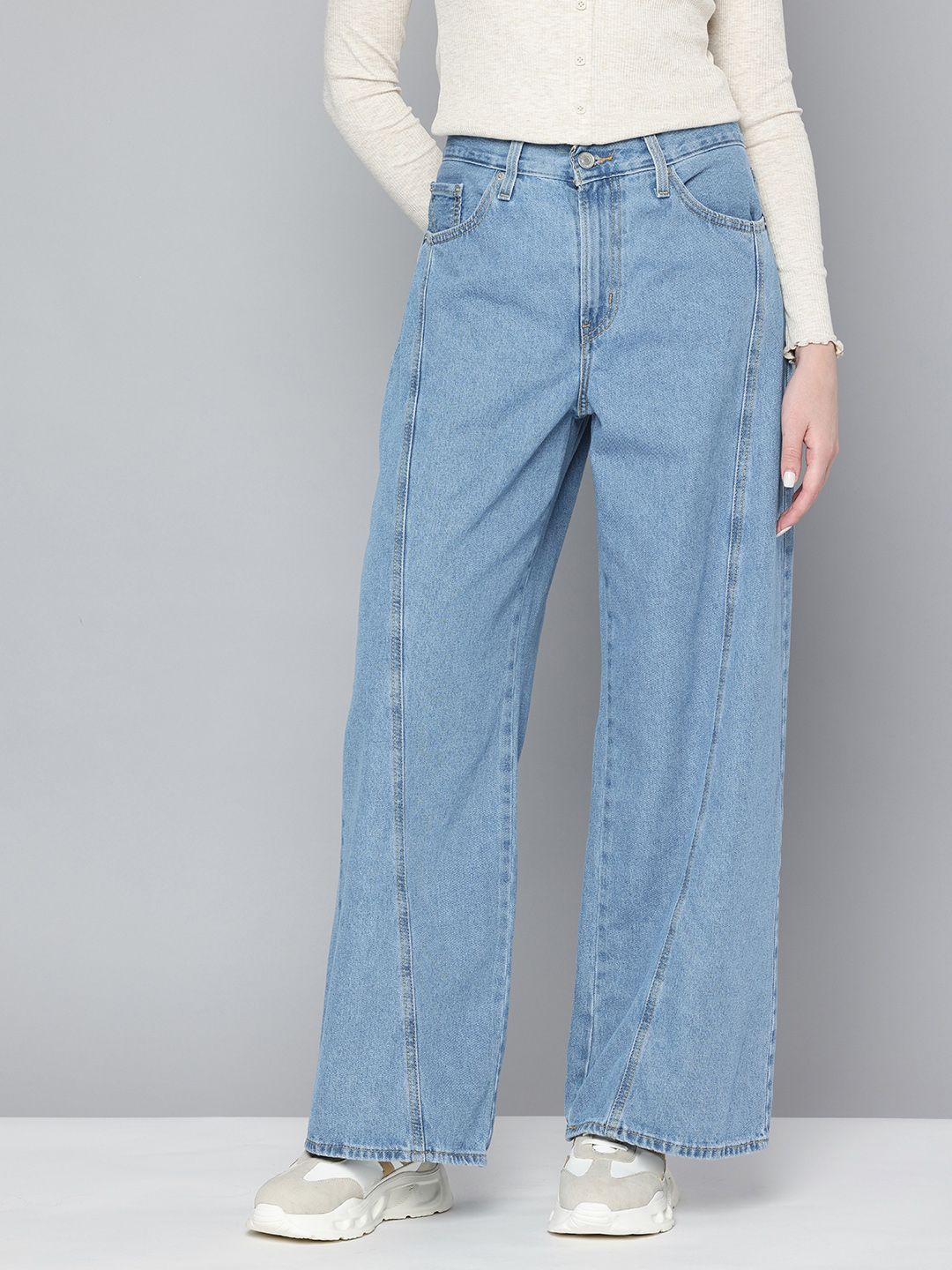 Levis Women Straight Loose Fit Mid-Rise Pure Cotton Jeans-image-10