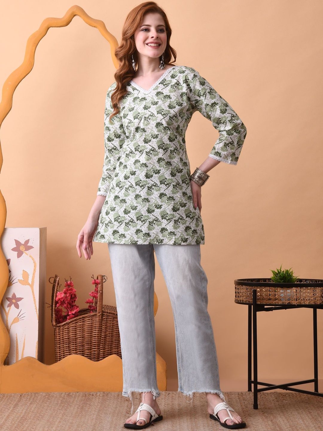 PURSHOTTAM WALA Ethnic Motifs Printed V-Neck Pure Cotton Kurti-picture-17