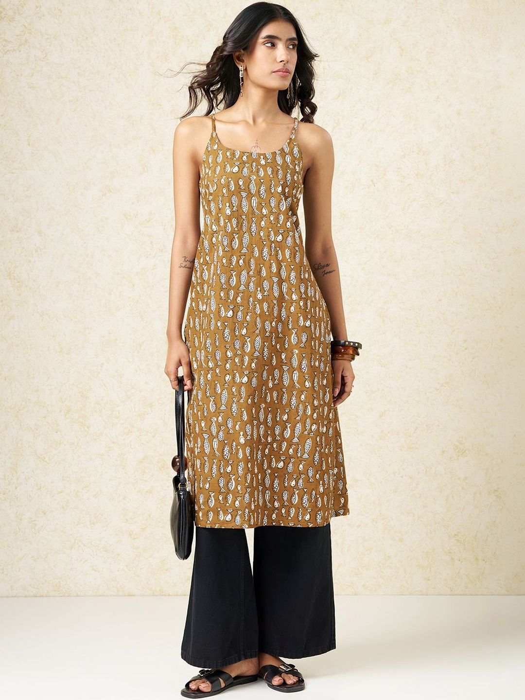RANGMANCH BY PANTALOONS Mustard Fish Print Sleeveless Kurtas-picture-18