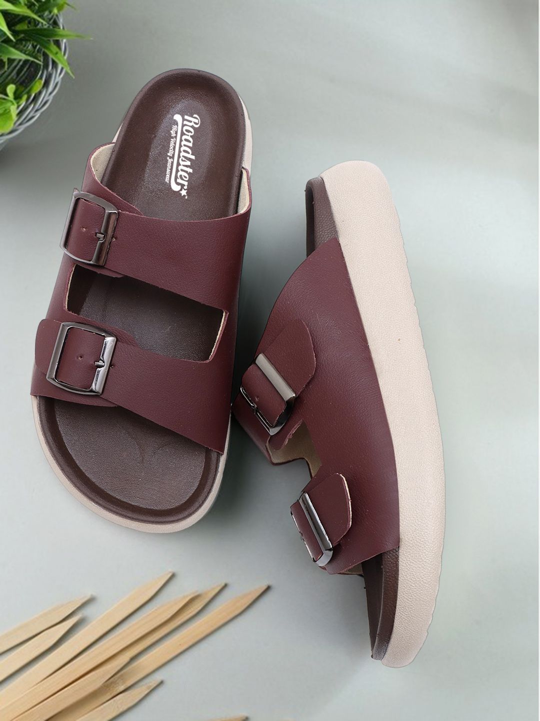 The Roadster Lifestyle Co Men Leather Slip-On Sandals-picture-55