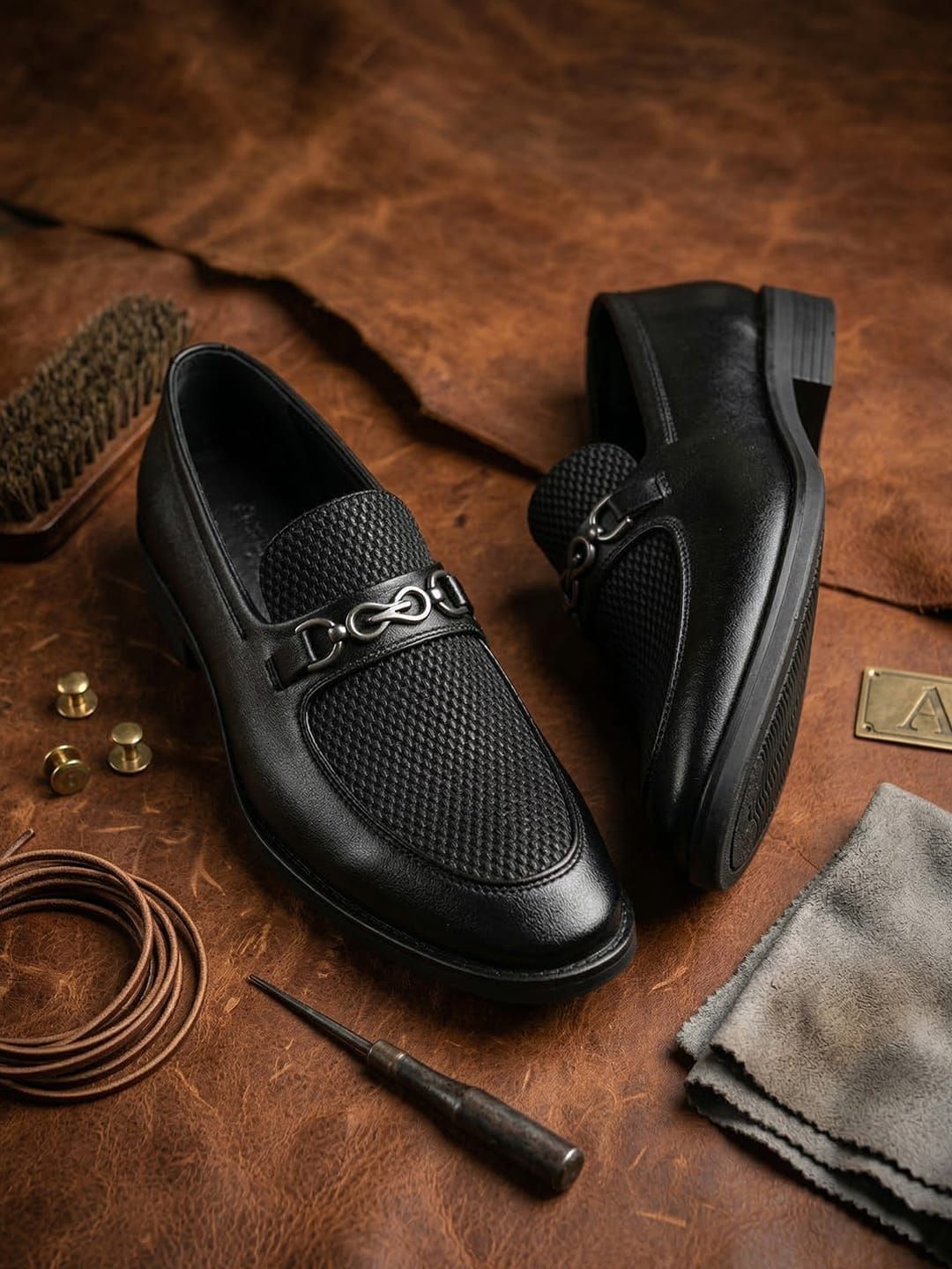House of Pataudi Men Textured Formal Loafers-picture-17