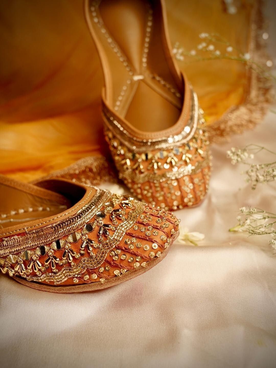 Gulbhahar Women Woven Design Mojaris Ankle Loop Flats-image-28