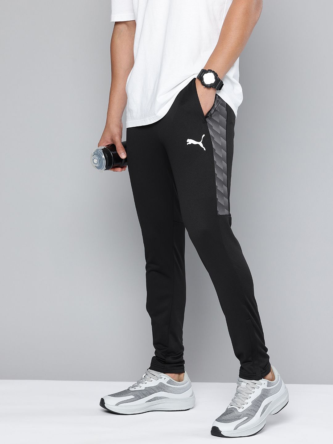 Puma Men Regular Fit Football Track Pant-picture-31