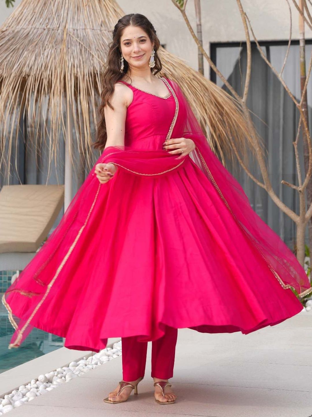 SAJAVAT ETHENIC WEAR Women Regular Gotta Patti Chanderi Silk Kurta with Trousers & With Dupatta