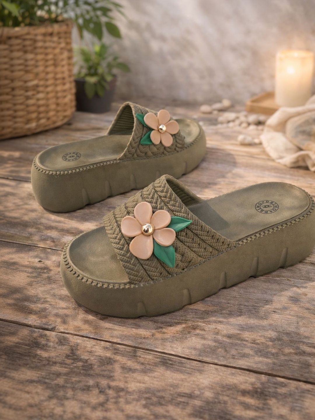 FABBMATE Girls Open Toe Flats-picture-33