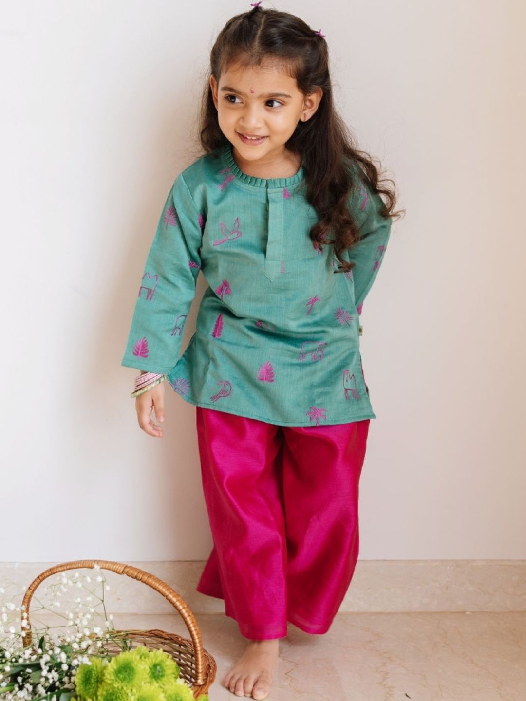 DULAAR Girls Animal Embroidered Regular Kurta With Trousers-picture-49