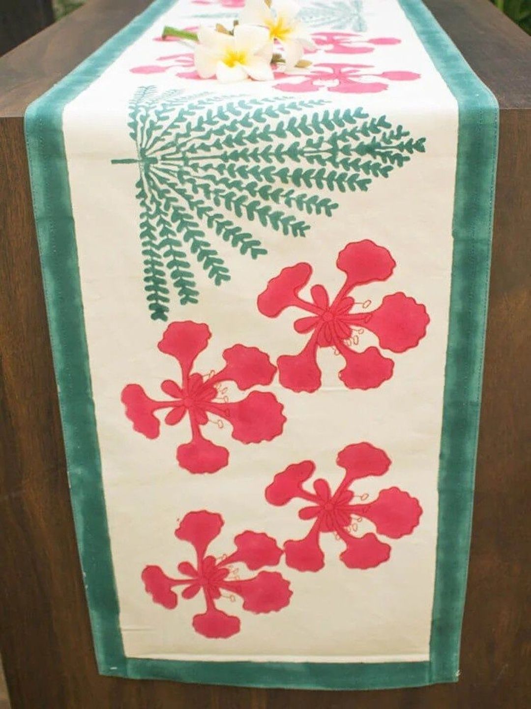 Earthan White & Pink Floral Printed Pure Cotton Table Runners-image-45