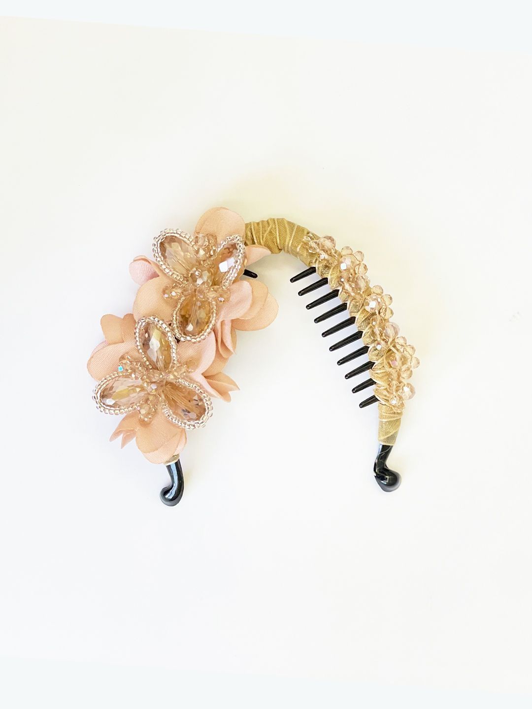 Bellaluxe By Nirat Women Embellished Banana Clip-image-13
