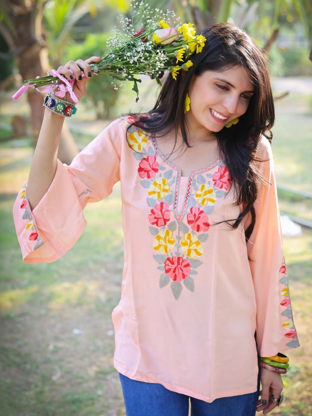 Youthnic Ethnic Motifs Embroidered Cold-Shoulder Sleeves Patchwork Patchwork Kurti-picture-14