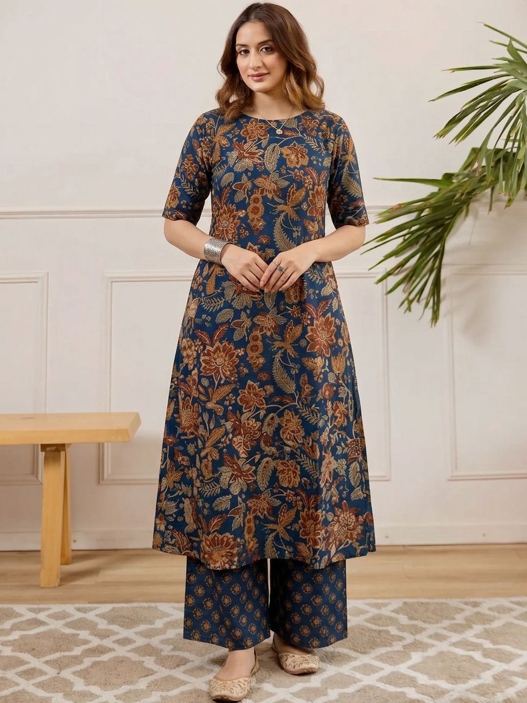 Aaghnya Women Printed Regular Kurta with Palazzos-picture-17