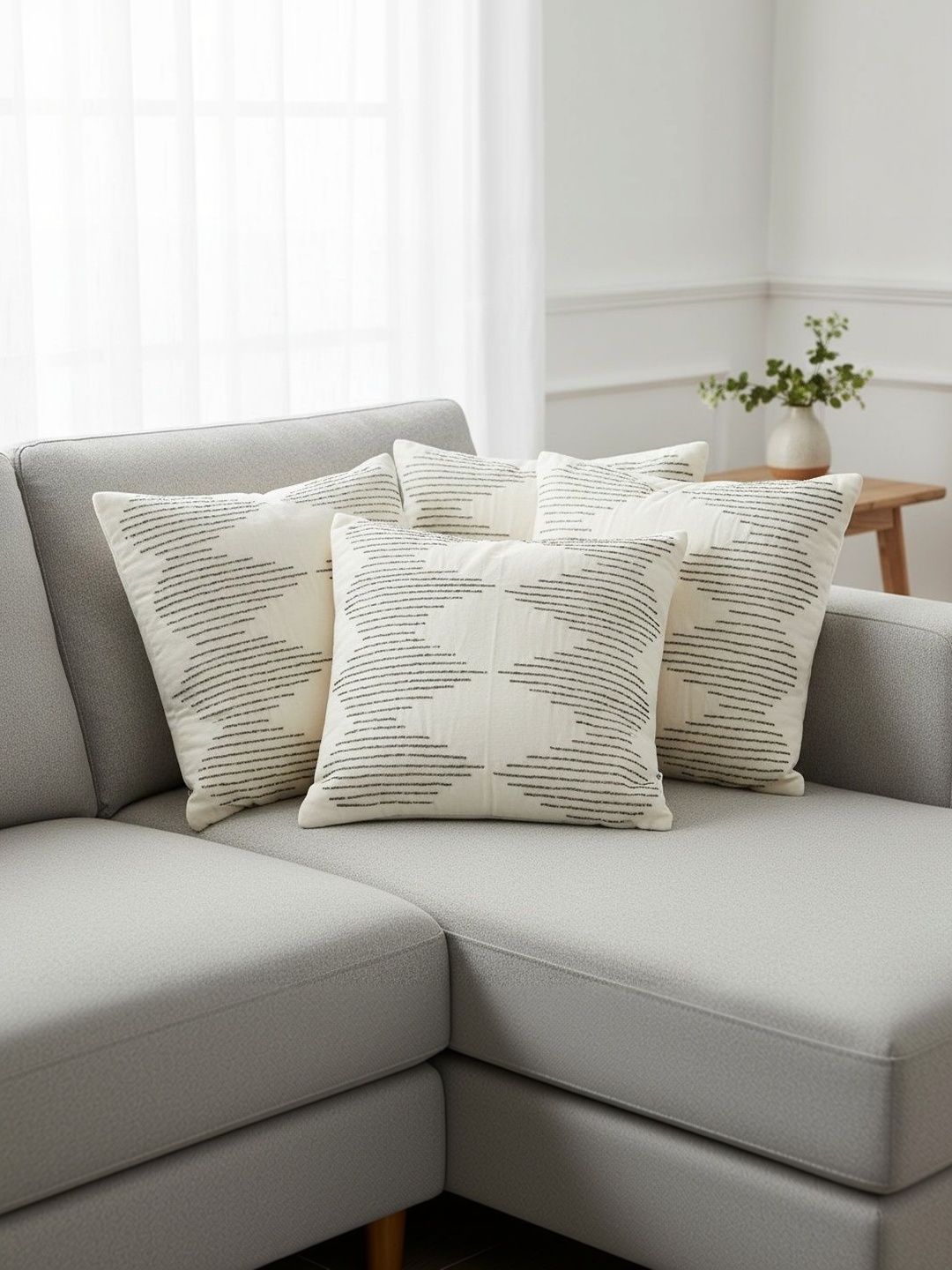 Themes Furnishings & Decor White Set of 3 Velvet Cushion Covers-picture-36