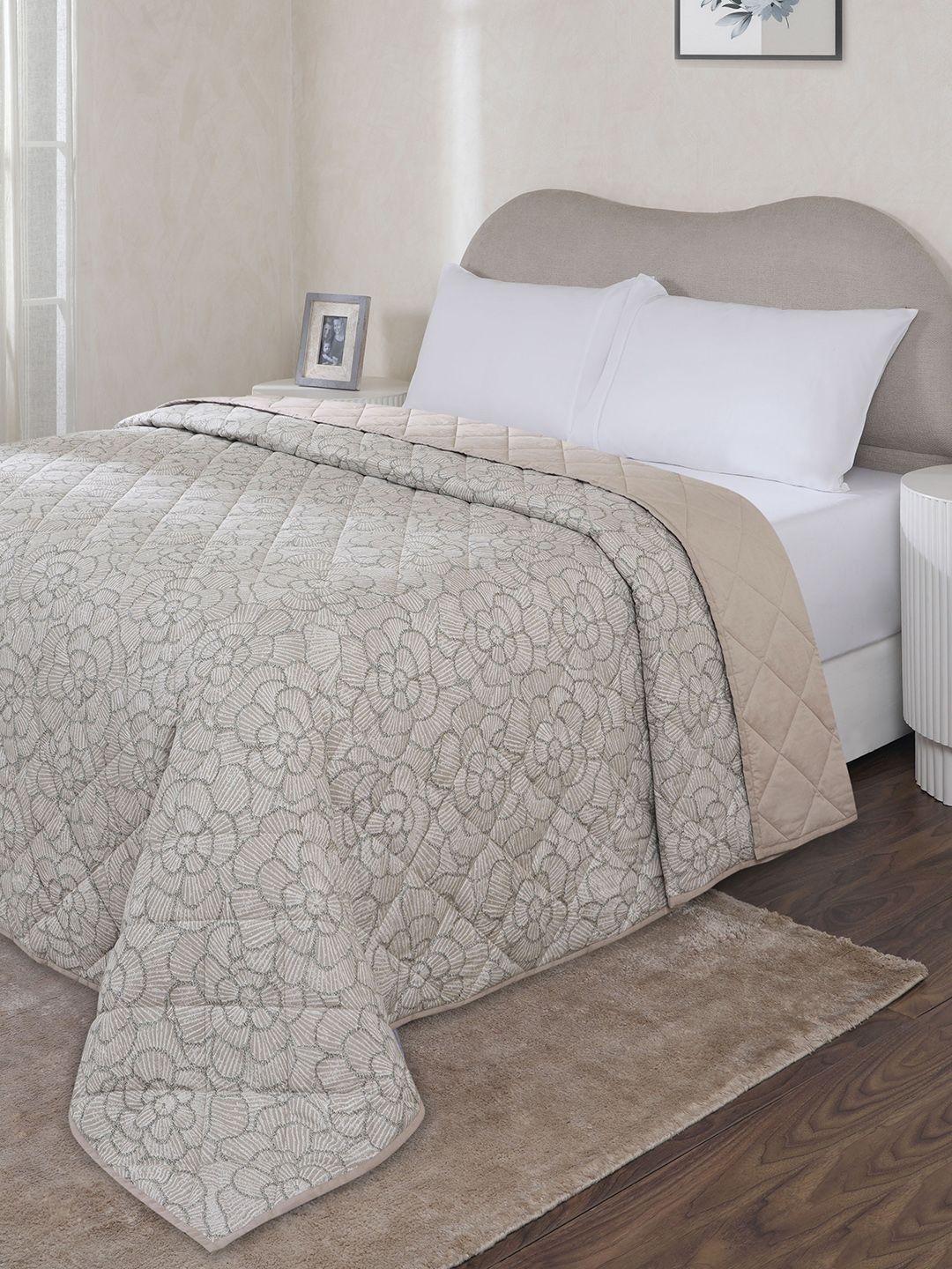MASPAR Beige & White Printed Lightweight AC Room Double Bed Quilt-image-49