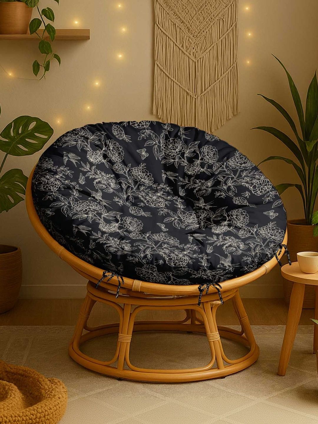 Vargottam Black Round Cushion Covers-image-21