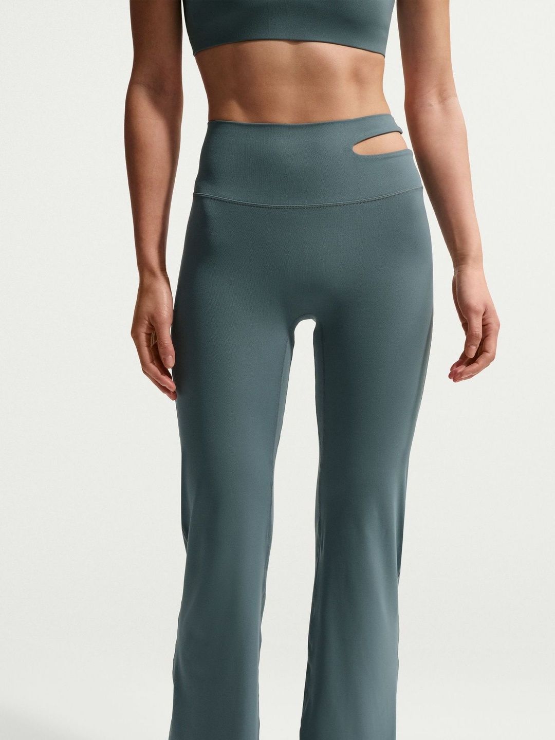 Nike Zenvy Women's High-Waisted Flared Leggings-picture-21