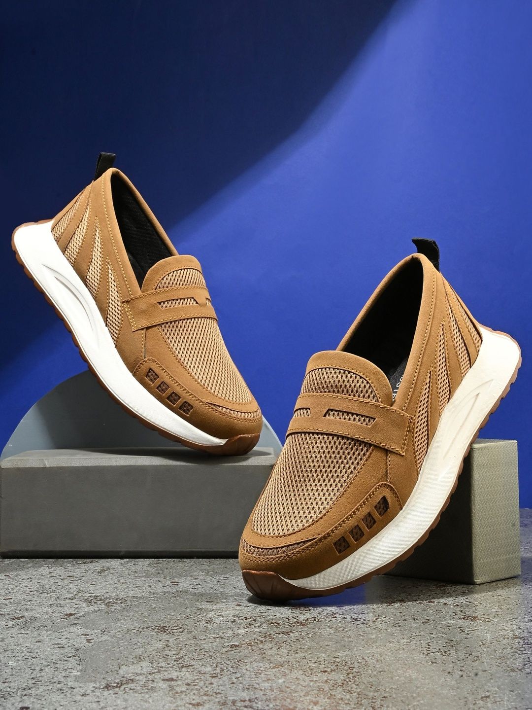 The Roadster Lifestyle Co Men Round Toe Sneakers Casual Shoes-picture-57