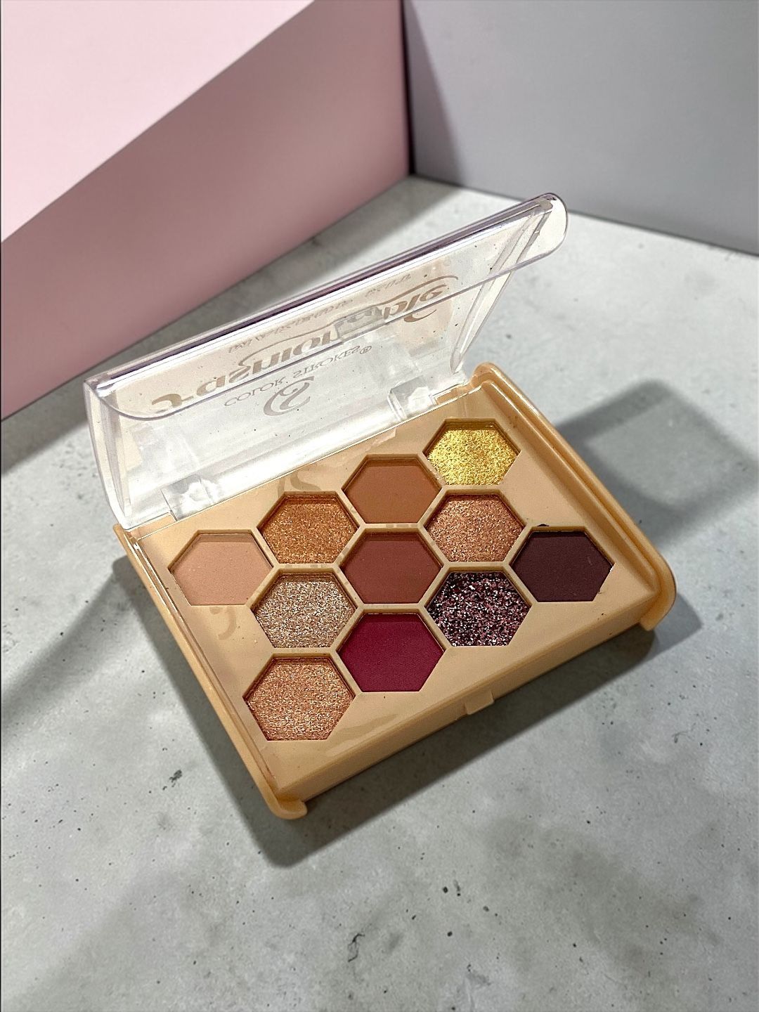 color strokes Waterproof Makeup Kit- 18 g-image-23