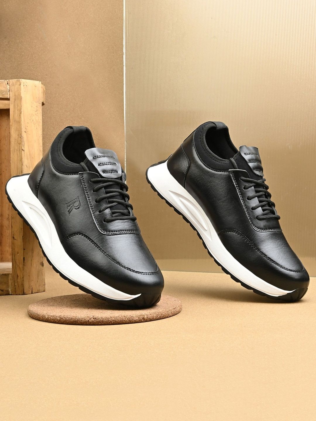 Roadster Men Leather Casual Shoes-picture-35