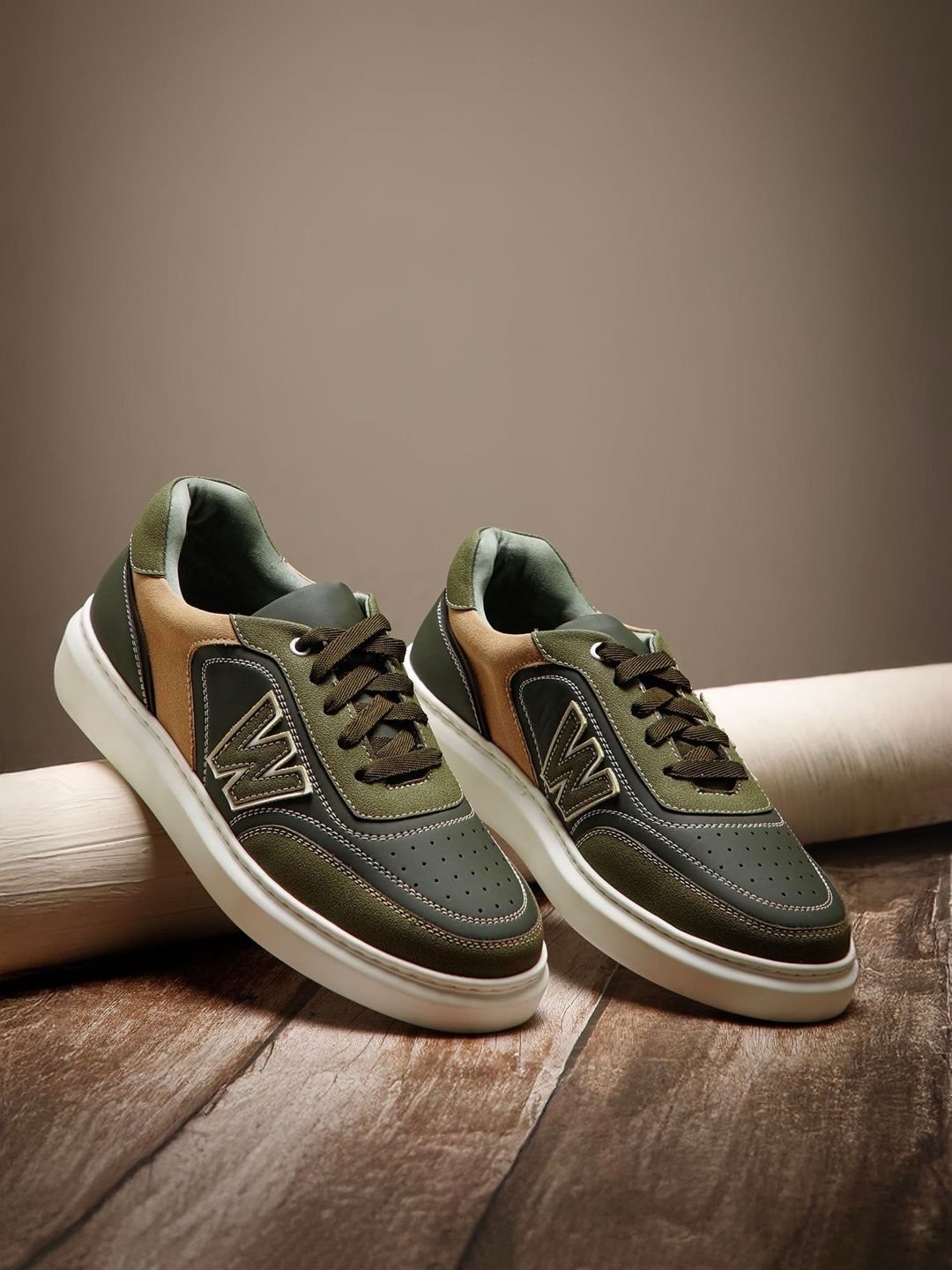 WAVE WALKER Men Colourblocked Sneakers-picture-41