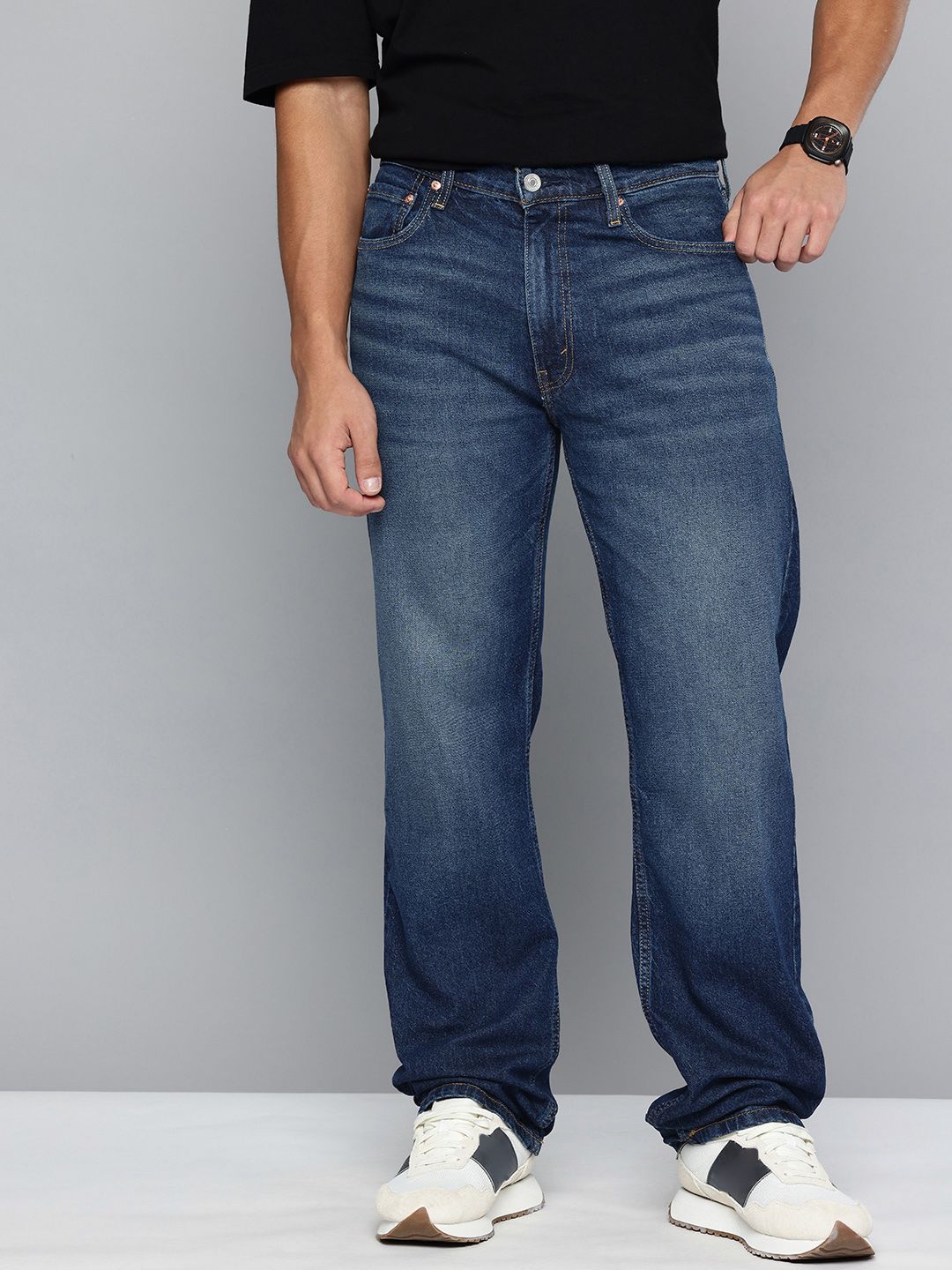 Levis Levis Men 555 Relaxed Fit Mid-Rise Light Fade Stretchable Jeans