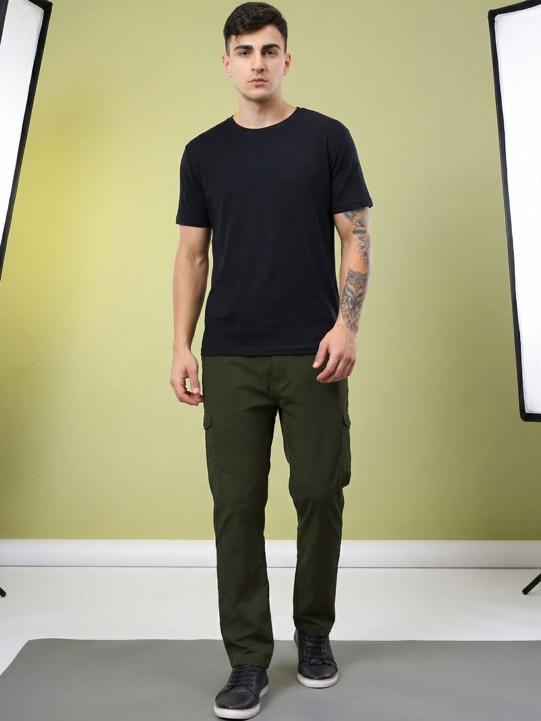 Roadster Cotton Cargos Trousers-picture-11