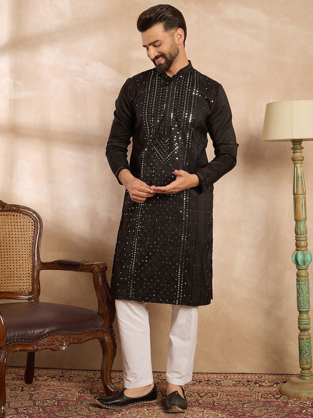 House of Pataudi Embroidered Mandarin Collar Kurta Sets-picture-48